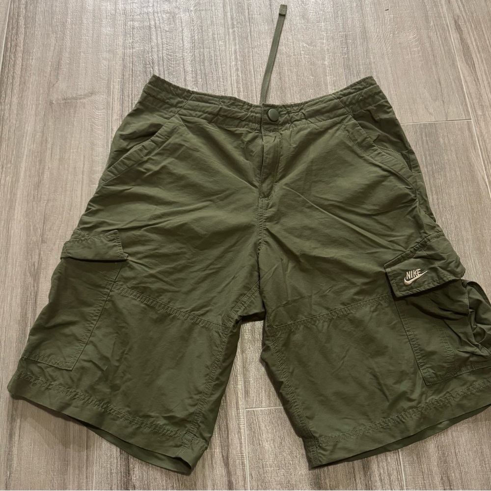 Y2K Retro Nike Men's Green Cargo Shorts
